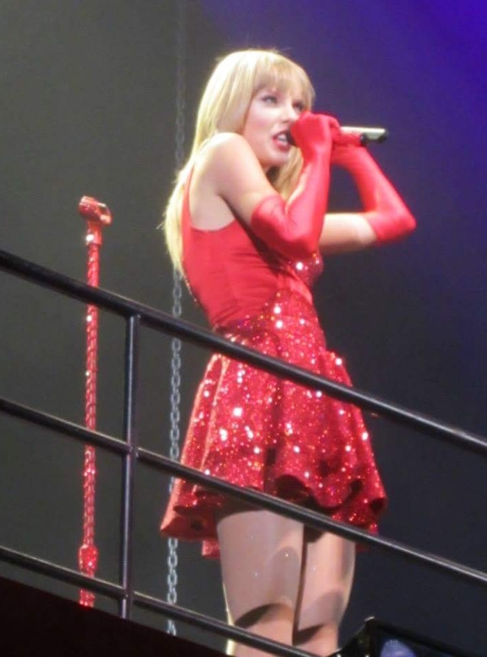 Taylor Swift Red Tour 2